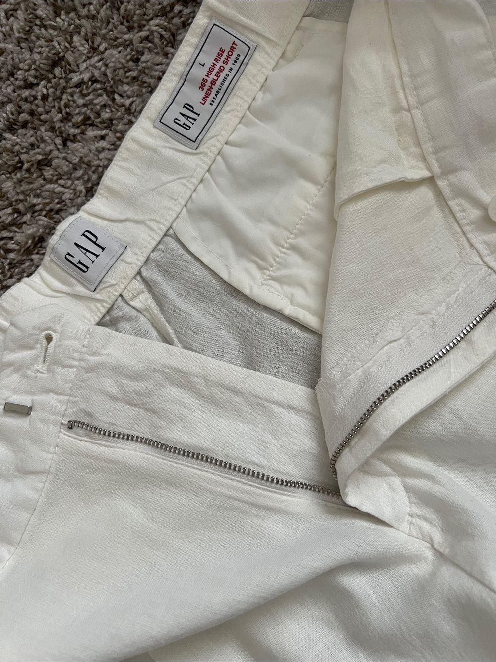 NWT GAP 365 High-Rise Linen Blend Pleated White Shorts Size L - Picture 9 of 15